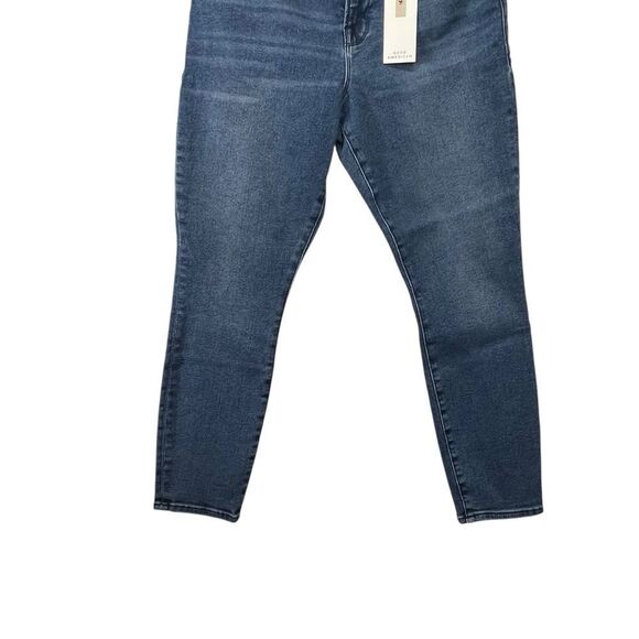 Nwt size 14/32 Good American Good Waist Crop Jeans - Picture 3 of 14